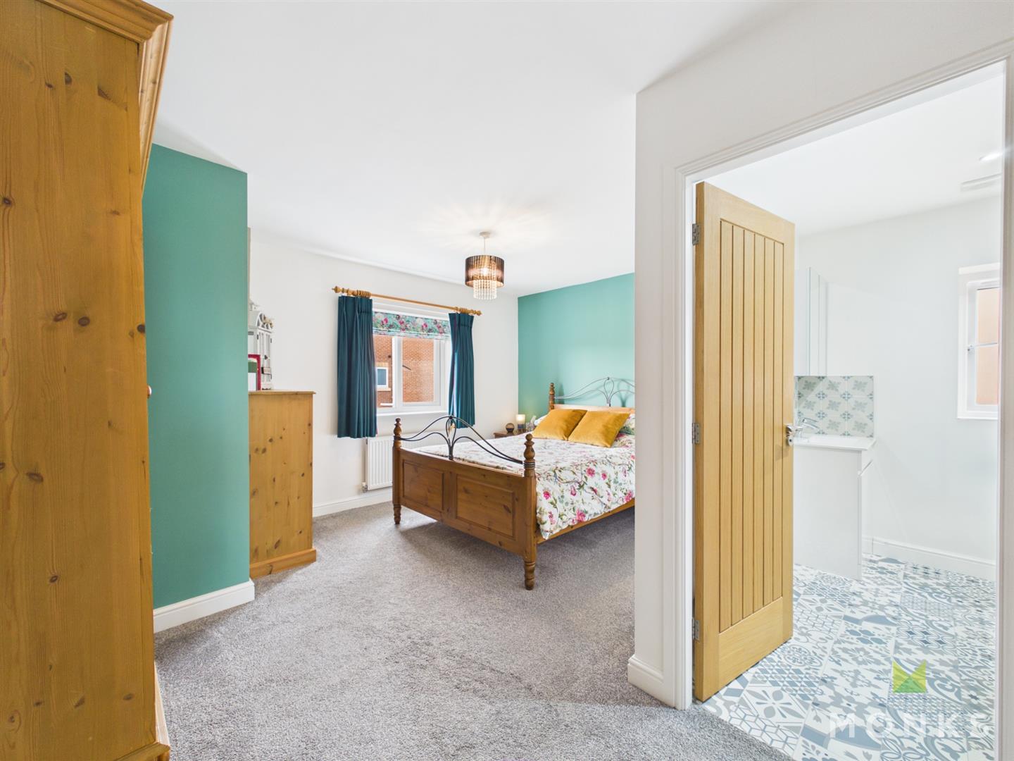 2 The Woodlands, Oswestry, SY10 7RD For Sale
